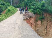 Jalan Lintas Kabupaten Butuh Perhatian Serius