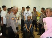 Bentuk Solidaritas, Kapolres Soppeng Jenguk Bawahan Terbaring Sakit