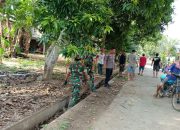 Kegiatan Karya Bhakti Masyarakat Desa Barang