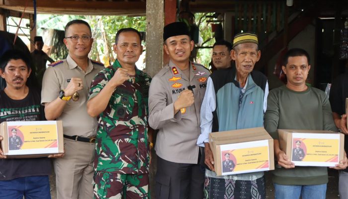 Bansos dalam Rangka Cooling System Pemilukada Damai