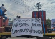 Akses Lambuya-Motha Limpuh Total, Warga Turun Jalan Tuntut Perbaikan Insfratruktur 
