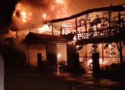 DUA ORANG MENINGGAL AKIBAT KEJADIAN KEBAKARAN DI KOTA SENGKANG, KABUPATEN WAJO