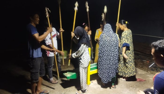WARGA TALUMA GELAR LATIHAN TRADISI MAPPADENDANG