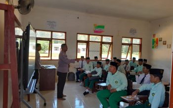 Satukan Sinergi, Sat Binmas Polres Pamekasan Gelar “Police Goes to Pondok Pesantren” di PP Sabar