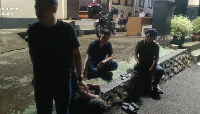 Polsek Wolo Hadir Tanpa Sekat, Kapolsek dan Kanit Reskrim Tunjukkan Pelayanan Humanis di Tengah Masyarakat