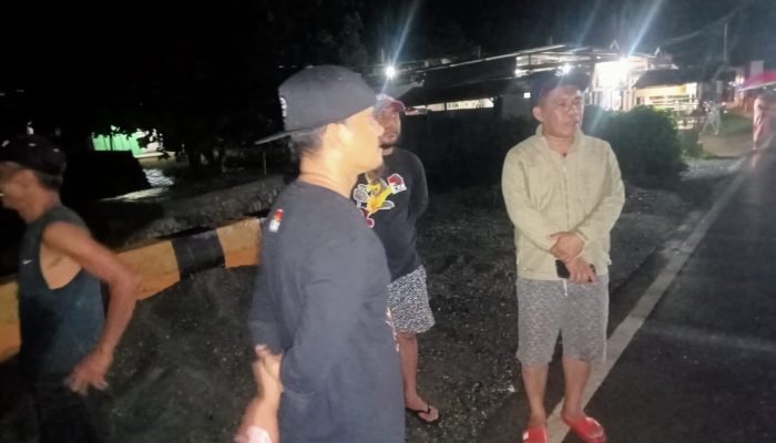 Camat Wolo dan Lurah Ulu Wolo Turun Langsung Pantau Sungai Meluap, Wujud Respons Cepat Pemerintah