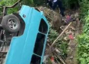 Pete-Pete Pengangkut Pelajar MTsN Terjun ke Sungai di Takalala, Sejumlah Korban Alami Luka Serius