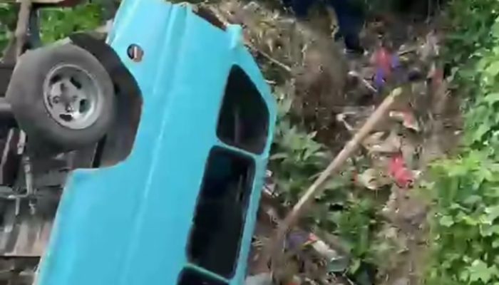 Pete-Pete Pengangkut Pelajar MTsN Terjun ke Sungai di Takalala, Sejumlah Korban Alami Luka Serius