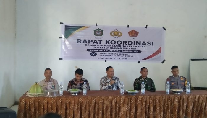 Rapat Koordinasi Bahas Stabilitas Keamanan, Kecamatan Sanrobone Sepakat Aktifkan Kembali Siskamling