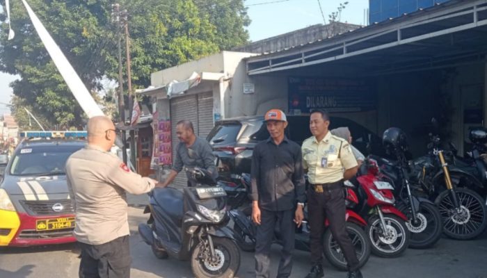 Patroli Sambangi Objek Vital, Polsek Pasawahan Perkuat Pengamanan Bank BRI Untuk Cegah Kejahatan 