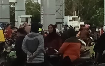 Antrean Panjang Pengisian BBM Bersubsidi Keluhkan Warga Watubangga, Diduga Ada Imbas Kendaraan Bertangki Modifikasi