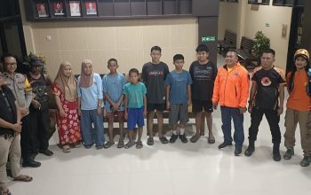 Polres Soppeng Evakuasi 5 Anak Tersesat di Sumpang Lawenge Usai Kontak Call Center 110