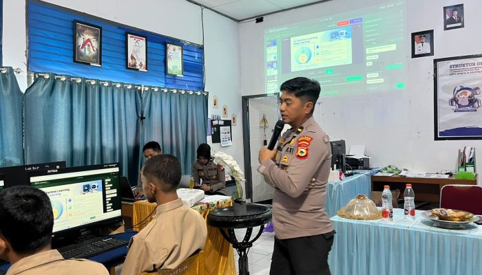 Edukasi AI, Polres Soppeng Sambangi SMKN 4 Soppeng