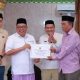 Safari Jumat di Banyuanyara, Bupati Serahkan Bantuan Masjid dan Pekuburan