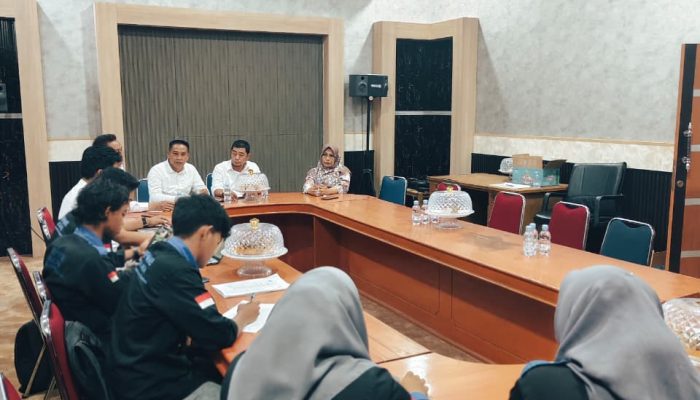 Kawal Pengelolaan Beasiswa, HIPMAB Kolaka dan USN Capai Sejumlah Kesepakatan